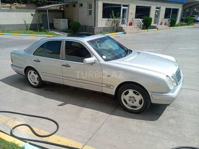 Mercedes E 230 1996, 412,000 km - 2.3 l - Bakı