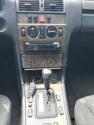 Mercedes E 230 1996, 412,000 km - 2.3 l - Bakı