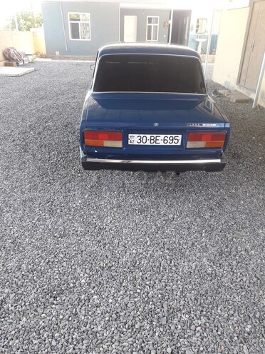 LADA (VAZ) 2107 2002, 999,999 km - 1.6 l - Salyan