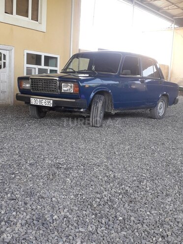 LADA (VAZ) 2107 2002, 999,999 km - 1.6 l - Salyan