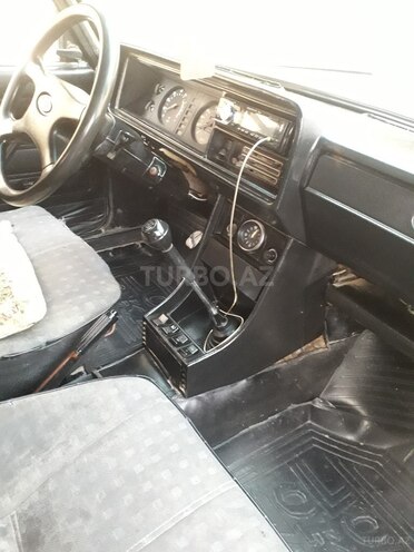 LADA (VAZ) 2107 2002, 999,999 km - 1.6 l - Salyan