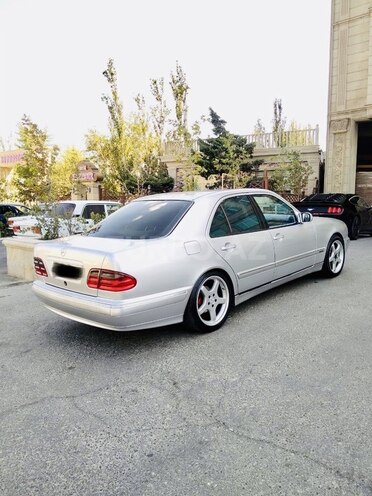 Mercedes E 220 1999, 365,000 km - 2.2 l - Bakı