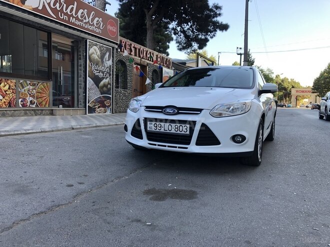 Ford Focus 2013, 175,000 km - 1.6 л - Bakı