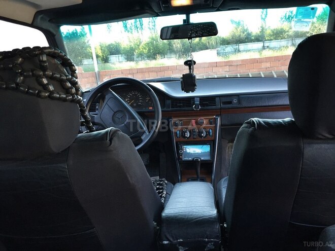 Mercedes E 220 1994, 533,000 km - 2.2 l - Goranboy