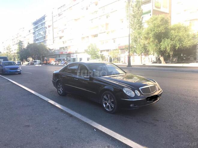 Mercedes E 270 2002, 214,086 km - 2.7 l - Bakı
