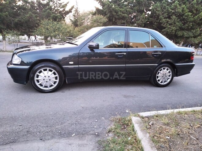 Mercedes C 240 1999, 256,172 km - 2.4 l - Sumqayıt