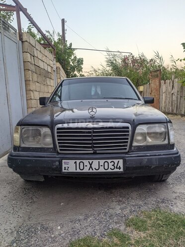 Mercedes E 200 1992, 230,000 km - 2.0 l - Saatlı