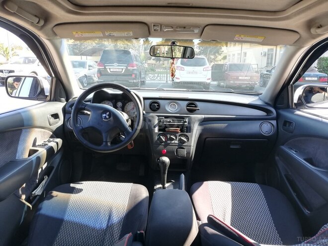Mitsubishi Outlander 2003, 210,000 km - 2.4 l - Bakı