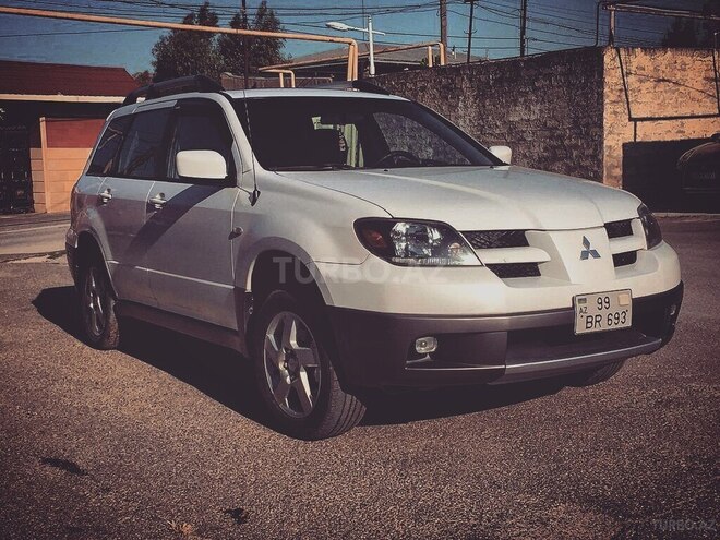 Mitsubishi Outlander 2003, 210,000 km - 2.4 l - Bakı