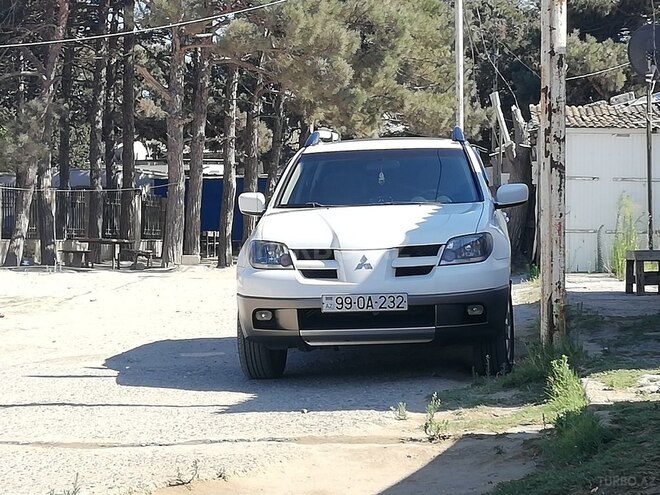 Mitsubishi Outlander 2003, 210,000 km - 2.4 l - Bakı