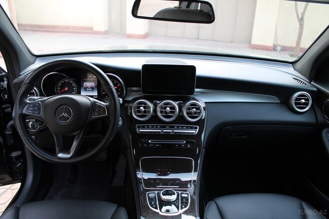 Mercedes GLC 300 2018, 31,000 km - 2.0 л - Bakı
