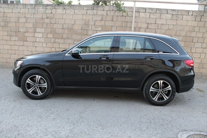 Mercedes GLC 300 2018, 31,000 km - 2.0 л - Bakı