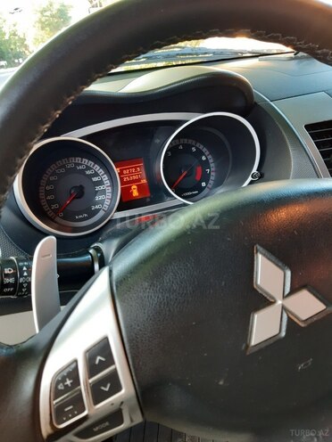 Mitsubishi Outlander 2008, 253,000 km - 3.0 l - Gəncə