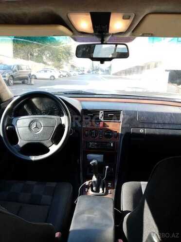 Mercedes C 220 1994, 385,880 km - 2.2 l - Bakı