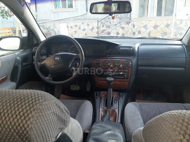 Opel Omega 1996, 300,000 km - 2.0 l - Bakı