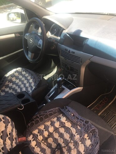 Opel Astra 2006, 165,000 km - 1.8 l - Gəncə