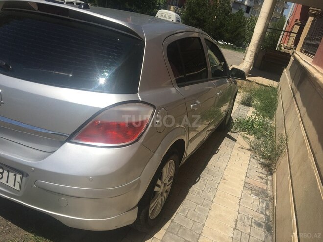 Opel Astra 2006, 165,000 km - 1.8 l - Gəncə