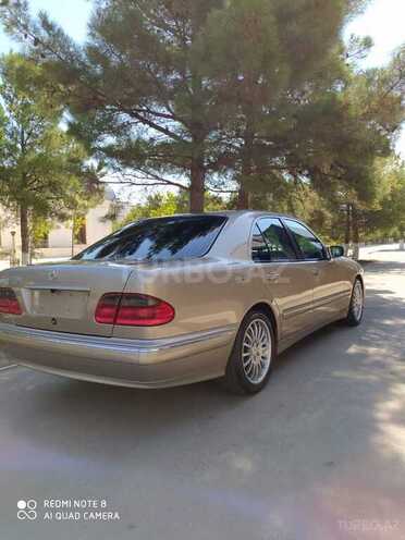 Mercedes E 240 2000, 349,350 km - 2.6 л - Sumqayıt
