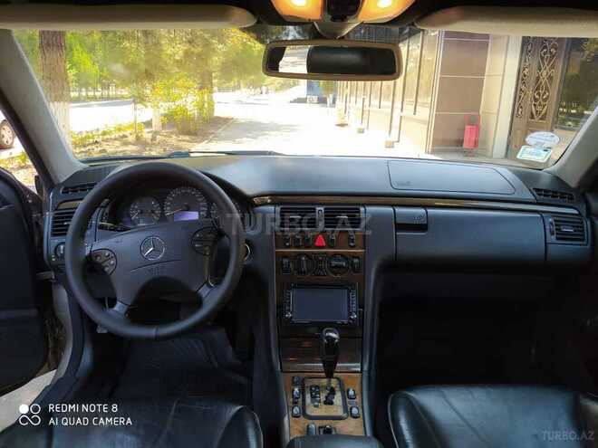 Mercedes E 240 2000, 349,350 km - 2.6 л - Sumqayıt