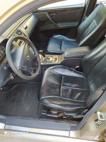 Mercedes E 240 2000, 349,350 km - 2.6 л - Sumqayıt