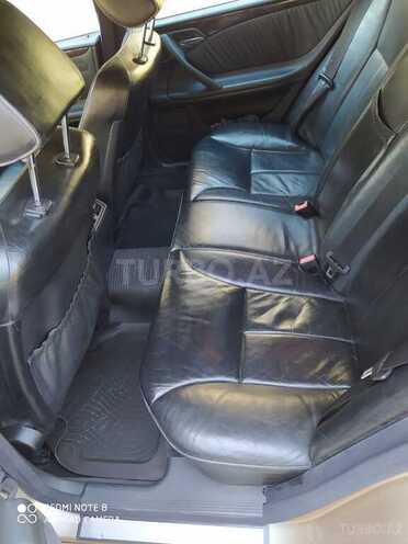 Mercedes E 240 2000, 349,350 km - 2.6 л - Sumqayıt