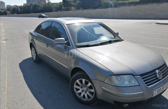 Volkswagen Passat 2003, 285,000 km - 1.8 l - Bakı