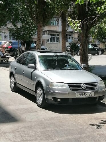 Volkswagen Passat 2003, 285,000 km - 1.8 l - Bakı