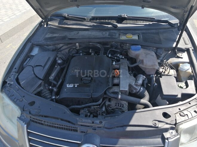 Volkswagen Passat 2003, 285,000 km - 1.8 l - Bakı