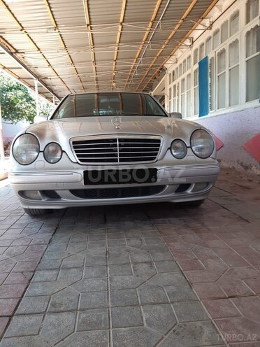 Mercedes E 240 1999, 320,108 km - 2.4 l - Gəncə
