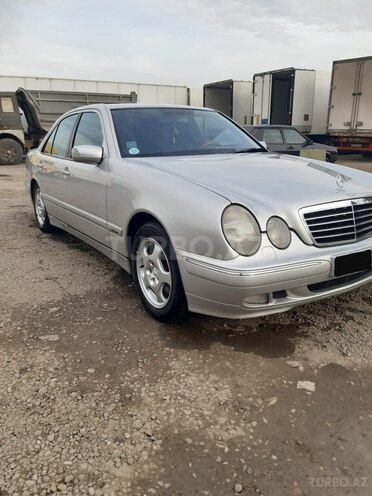 Mercedes E 240 1999, 320,108 km - 2.4 l - Gəncə