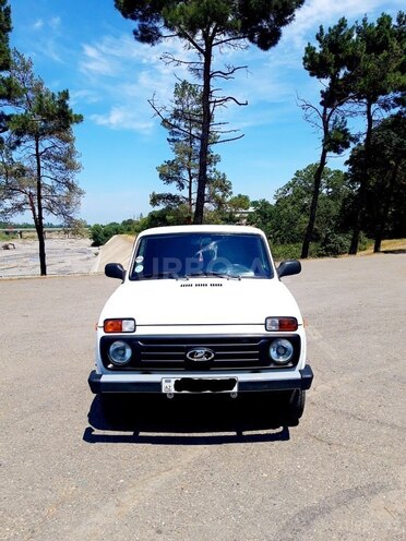 LADA (VAZ) Niva 2015, 87,000 km - 1.7 l - Quba