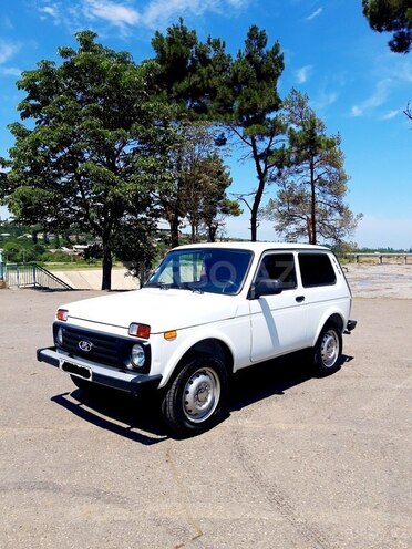 LADA (VAZ) Niva 2015, 87,000 km - 1.7 l - Quba