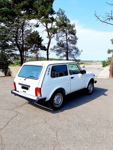 LADA (VAZ) Niva 2015, 87,000 km - 1.7 l - Quba
