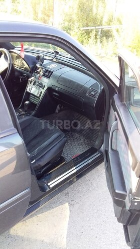 Mercedes C 180 1995, 260,000 km - 1.8 л - Füzuli