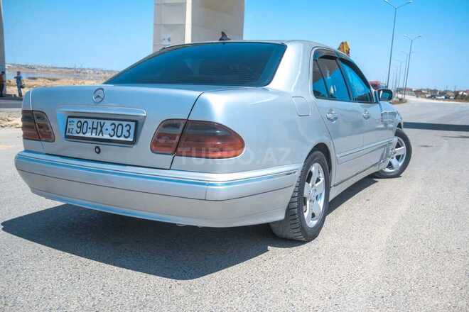 Mercedes E 270 2000, 388,000 km - 2.7 l - Bakı