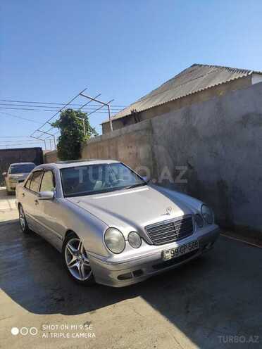 Mercedes E 270 2001, 262,000 km - 2.7 l - Bakı