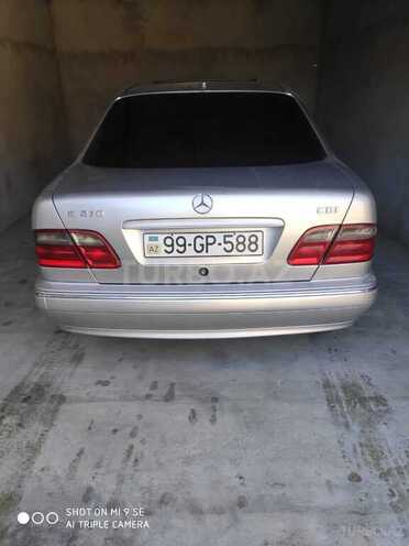 Mercedes E 270 2001, 262,000 km - 2.7 l - Bakı