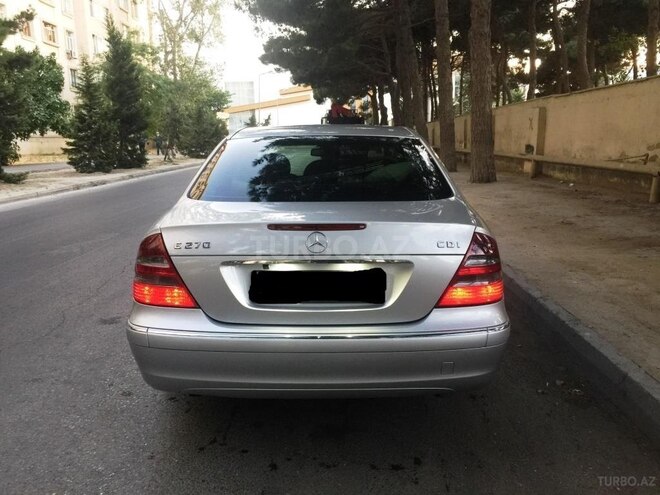 Mercedes E 270 2002, 282,279 km - 2.7 l - Bakı