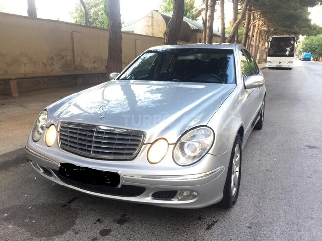 Mercedes E 270 2002, 282,279 km - 2.7 l - Bakı