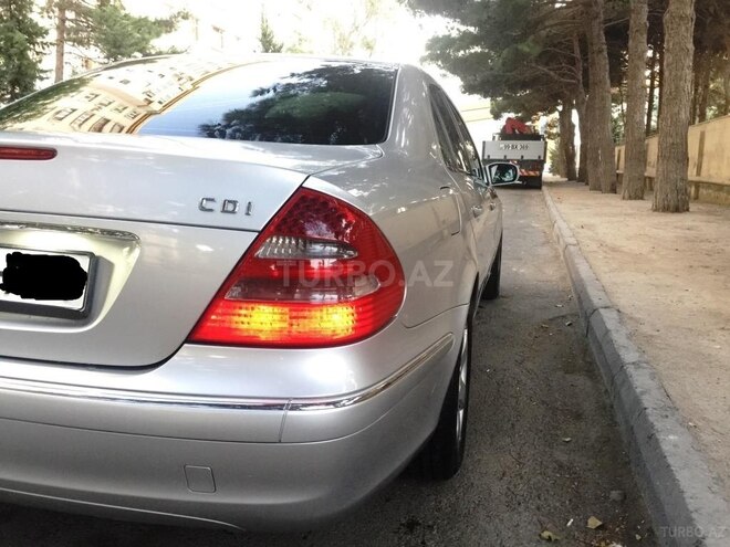Mercedes E 270 2002, 282,279 km - 2.7 l - Bakı