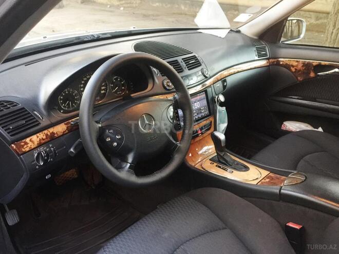 Mercedes E 270 2002, 282,279 km - 2.7 l - Bakı