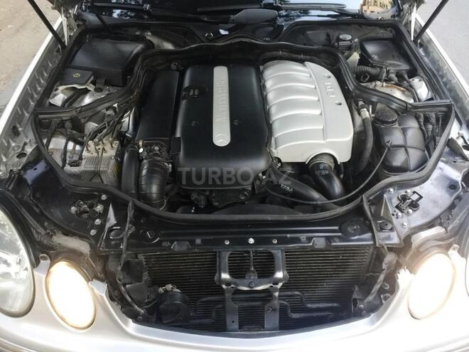Mercedes E 270 2002, 282,279 km - 2.7 l - Bakı