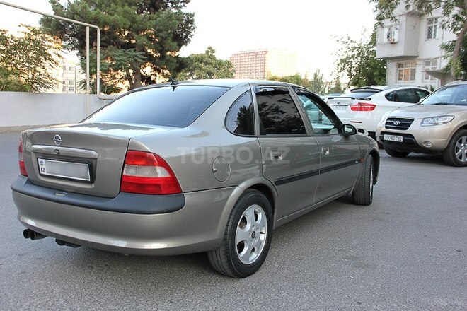 Opel Vectra 1996, 535,539 km - 2.0 l - Bakı