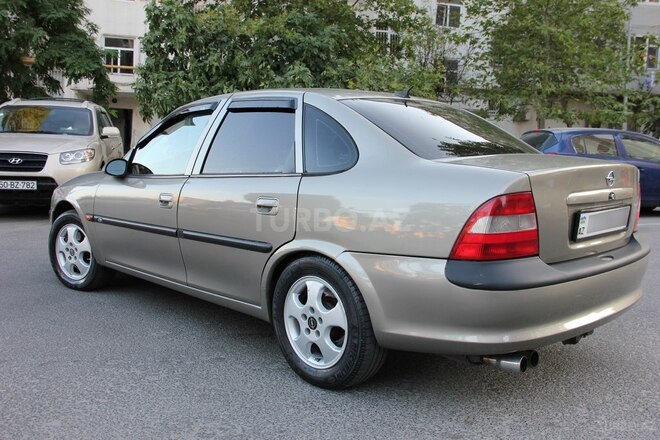 Opel Vectra 1996, 535,539 km - 2.0 l - Bakı