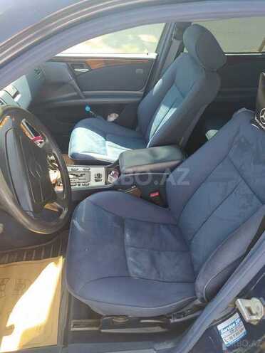 Mercedes E 200 1997, 201,321 km - 2.0 l - Bakı