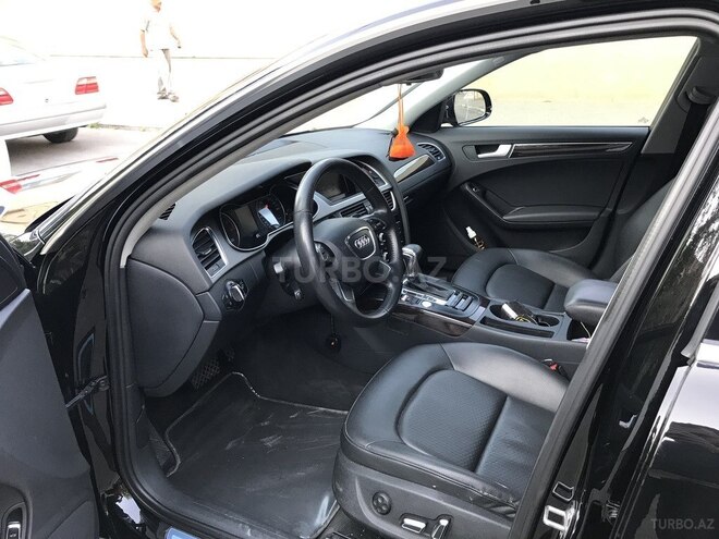 Audi A4 2014, 136,000 km - 1.8 l - Bakı