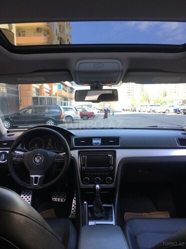Volkswagen Passat 2012, 157,000 km - 2.5 l - Bakı