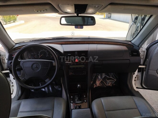 Mercedes C 230 1998, 195,450 km - 2.3 l - Lənkəran