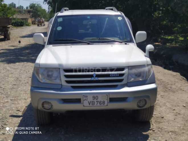 Mitsubishi Pajero io 2002, 180,000 km - 2.0 л - Xaçmaz