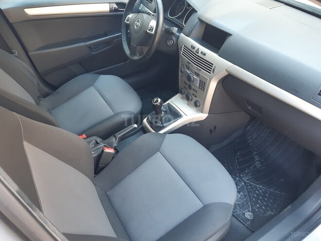 Opel Astra 2008, 148,000 km - 1.3 l - Bakı